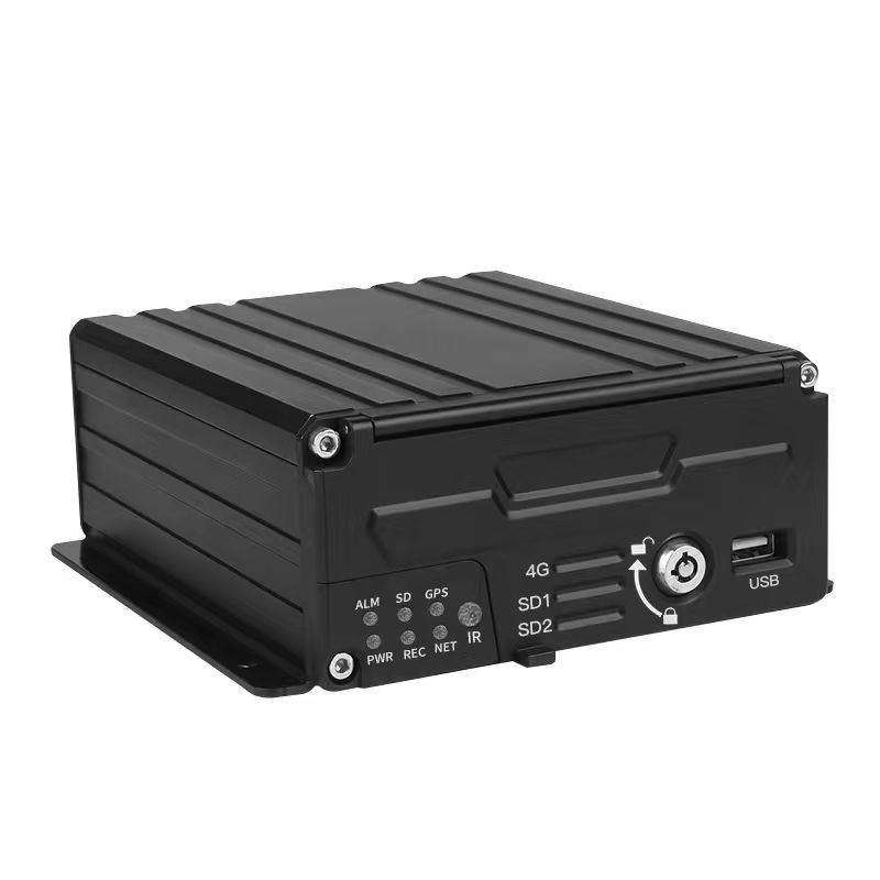 NVR Móvel 8CH IPC+AHD HDD